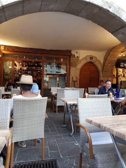 Chez Monique
